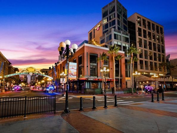 207 5th Ave 702, San Diego CA 92101