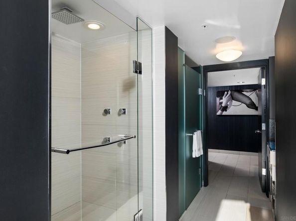 207 5th Ave 702, San Diego CA 92101