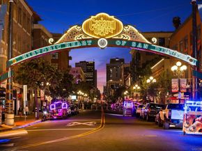 207 5th Ave 702, San Diego CA 92101