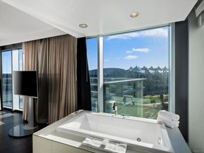 207 5th Ave 702, San Diego CA 92101