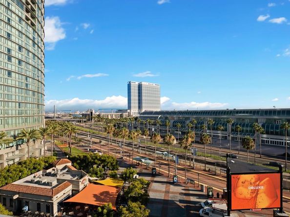 207 5th Ave 702, San Diego CA 92101