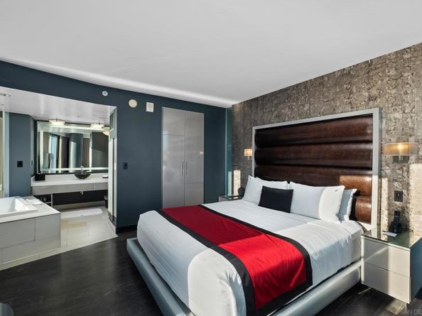 207 5th Ave 702, San Diego CA 92101