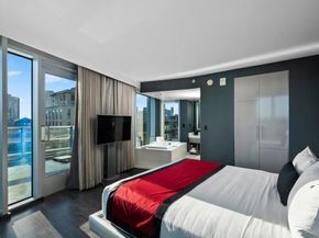 207 5th Ave 702, San Diego CA 92101