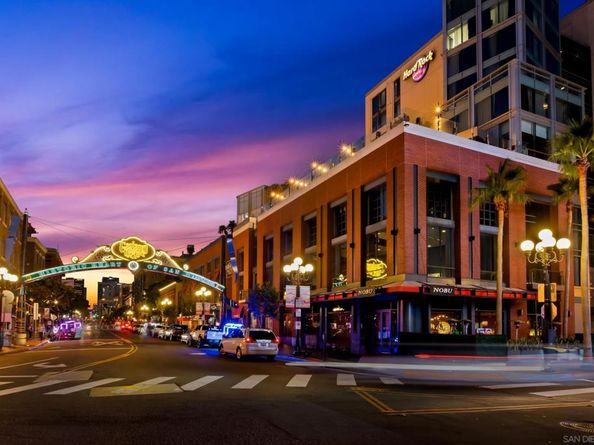 207 5th Ave 702, San Diego CA 92101