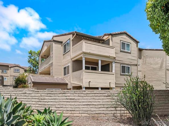 5037 Los Morros Way 71, Oceanside CA 92057