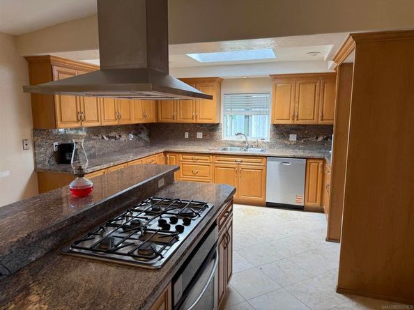 8874 Gowdy Avenue, San Diego CA 92123