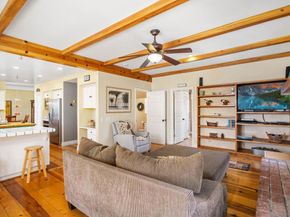785 Mason Cir, Vista CA 92084