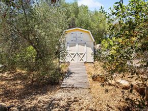 785 Mason Cir, Vista CA 92084