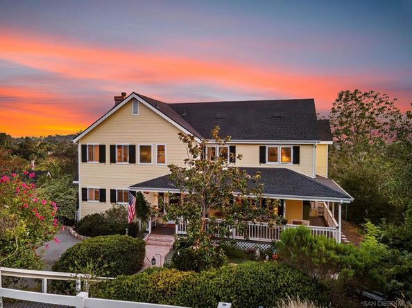 785 Mason Cir, Vista CA 92084