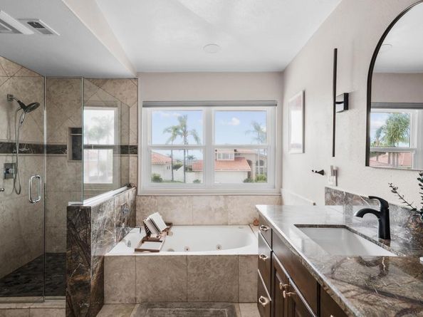 4640 Sunburst Rd, Carlsbad CA 92008