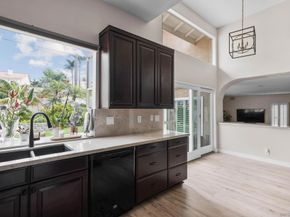 4640 Sunburst Rd, Carlsbad CA 92008