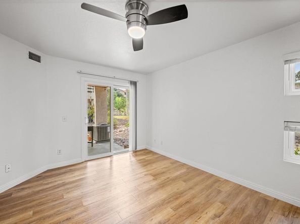 7283 Camino Degrazia Unit 11 11, San Diego CA 92111