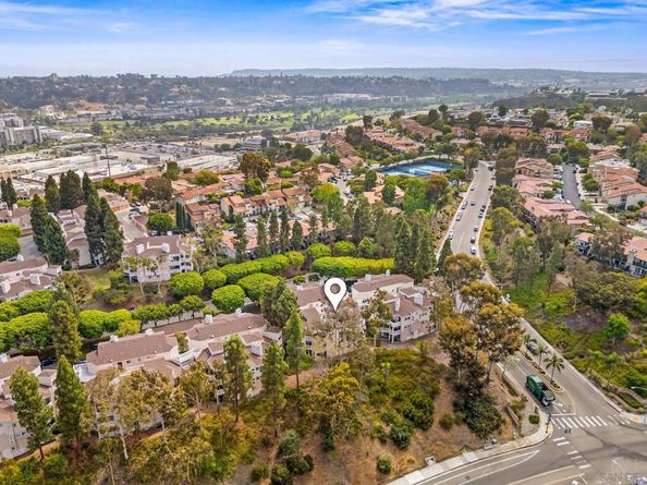 7283 Camino Degrazia Unit 11 11, San Diego CA 92111