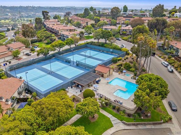 7283 Camino Degrazia Unit 11 11, San Diego CA 92111