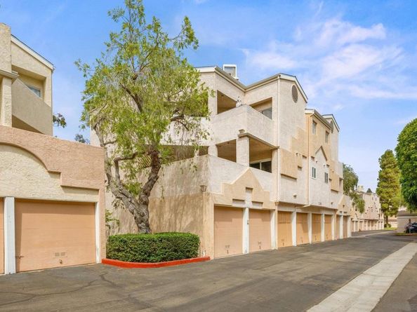 7283 Camino Degrazia Unit 11 11, San Diego CA 92111