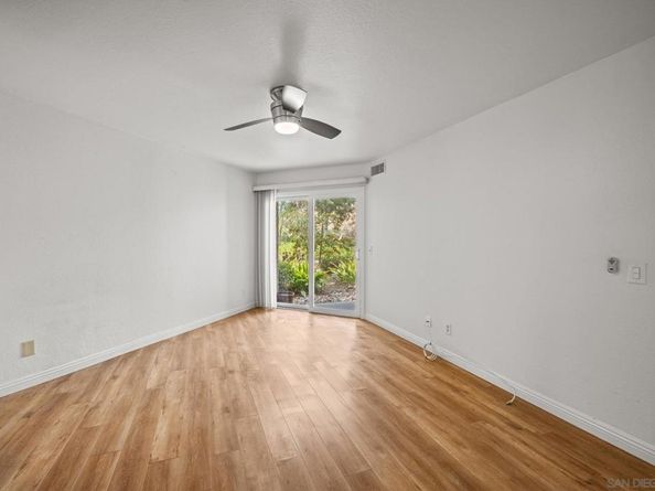 7283 Camino Degrazia Unit 11 11, San Diego CA 92111