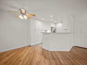 7283 Camino Degrazia Unit 11 11, San Diego CA 92111