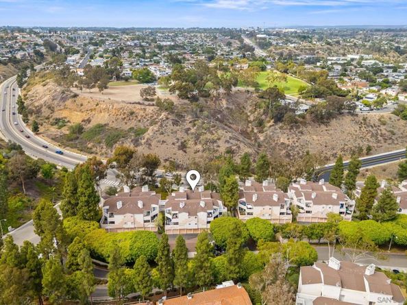 7283 Camino Degrazia Unit 11 11, San Diego CA 92111