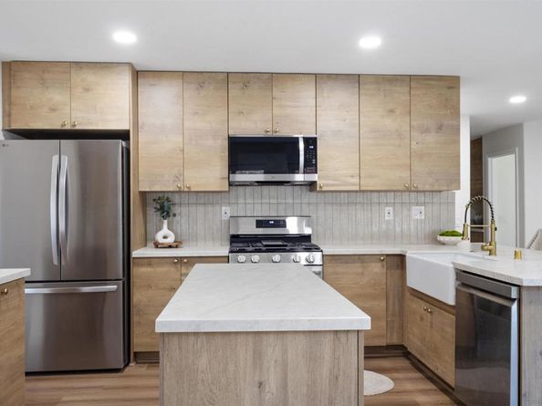 4350 Point Reyes Ct, Carlsbad CA 92010