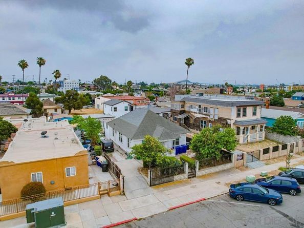 2567 69 L Street, San Diego CA 92102