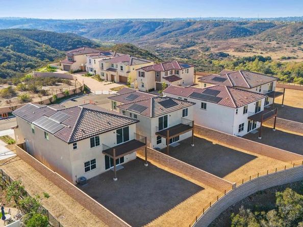 11311 Caminito Rodar, San Diego CA 92126