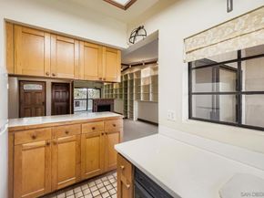 8840 Villa La Jolla Dr 304, La Jolla CA 92037