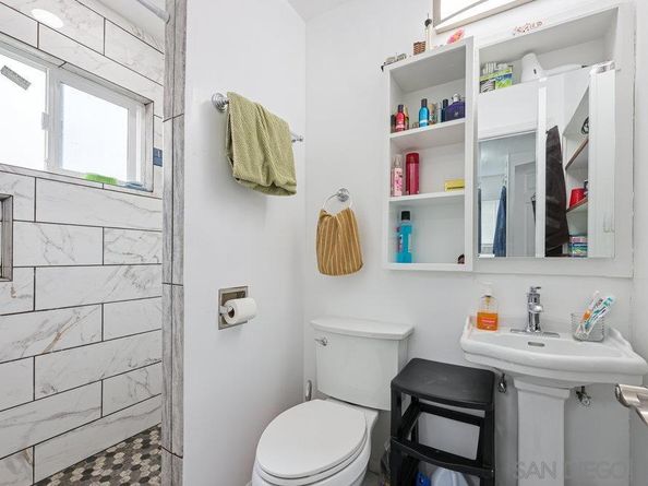 2216 18 Dunlop St, San Diego CA 92111