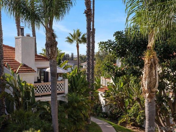 9342 Twin Trails Drive 303, San Diego CA 92129