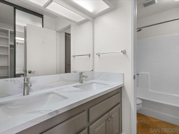 9342 Twin Trails Drive 303, San Diego CA 92129