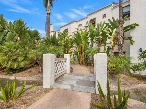 9342 Twin Trails Drive 303, San Diego CA 92129
