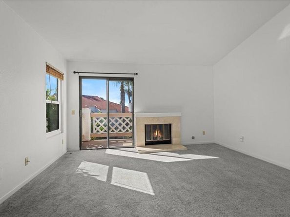 9342 Twin Trails Drive 303, San Diego CA 92129