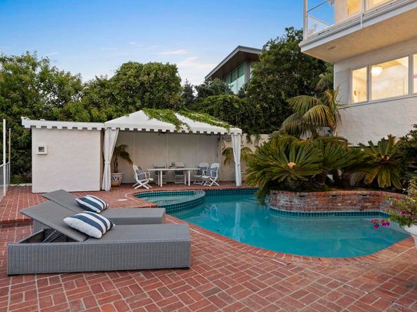 8430 Whale Watch Way, La Jolla CA 92037