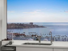 8430 Whale Watch Way, La Jolla CA 92037