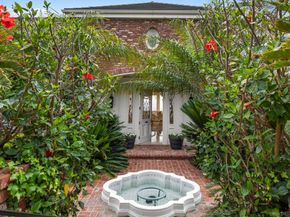 8430 Whale Watch Way, La Jolla CA 92037