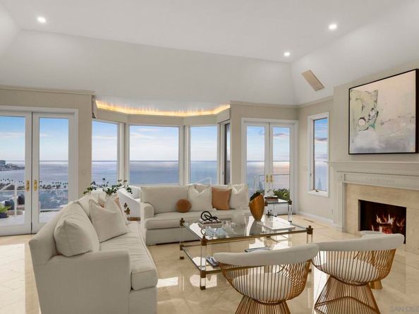 8430 Whale Watch Way, La Jolla CA 92037