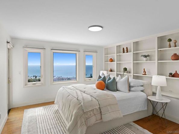 8430 Whale Watch Way, La Jolla CA 92037