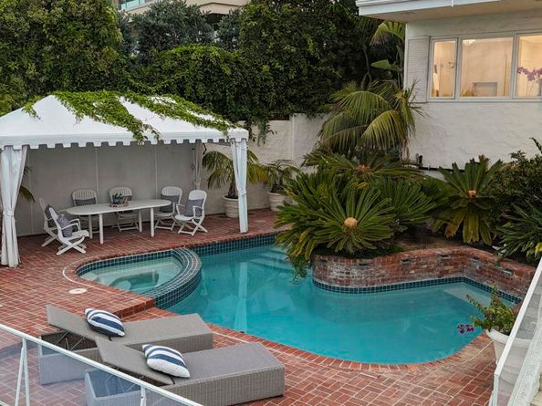 8430 Whale Watch Way, La Jolla CA 92037