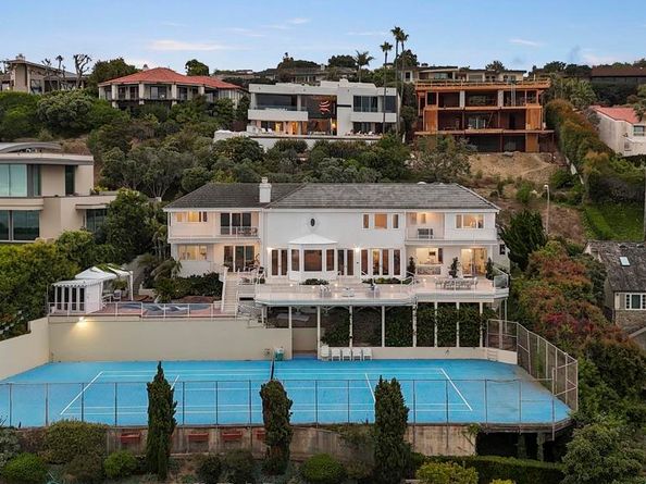 8430 Whale Watch Way, La Jolla CA 92037