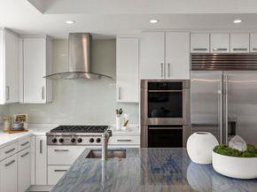 8430 Whale Watch Way, La Jolla CA 92037