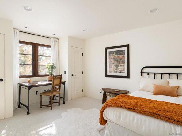 2563 Via Pisa, Del Mar CA 92014