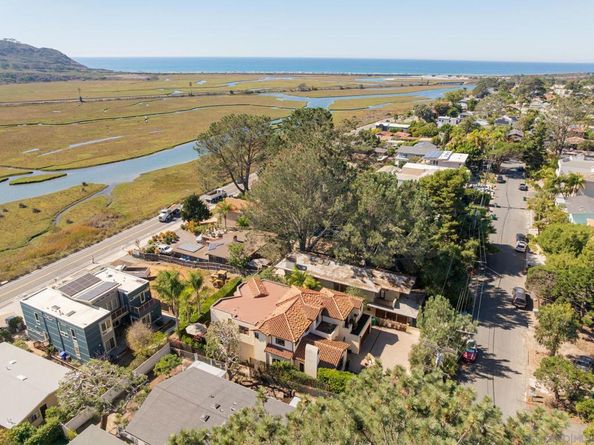 2563 Via Pisa, Del Mar CA 92014