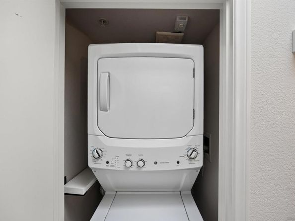 687 S Coast Highway 101 232, Encinitas CA 92024