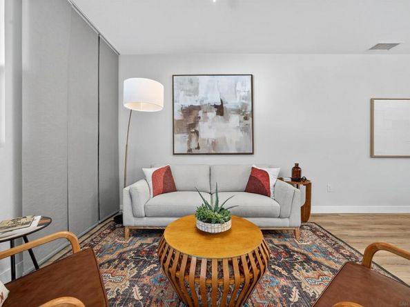 687 S Coast Highway 101 232, Encinitas CA 92024