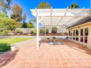 7115 Manzanita St, Carlsbad CA 92011