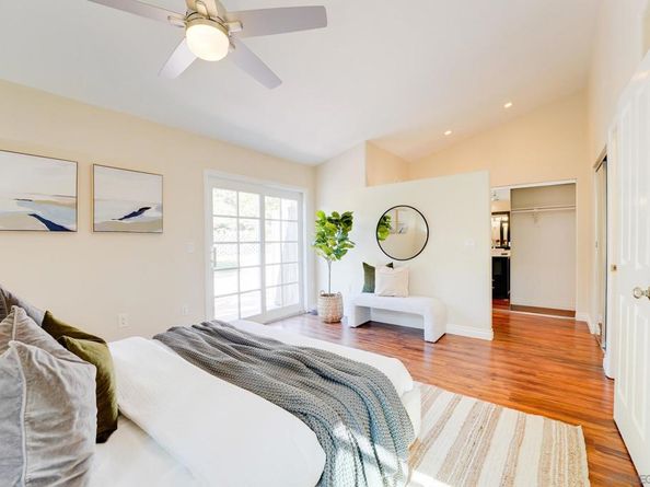 7115 Manzanita St, Carlsbad CA 92011