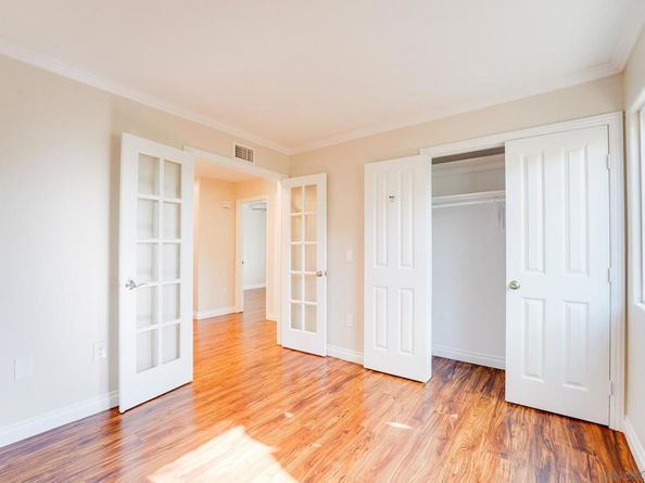 7115 Manzanita St, Carlsbad CA 92011