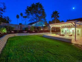 7115 Manzanita St, Carlsbad CA 92011