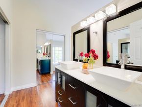 7115 Manzanita St, Carlsbad CA 92011