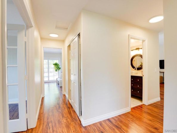 7115 Manzanita St, Carlsbad CA 92011