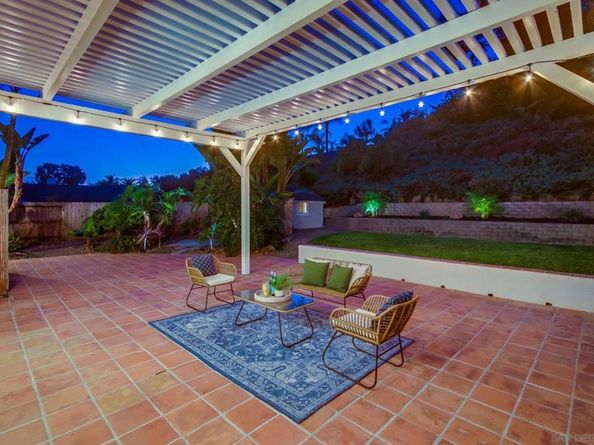 7115 Manzanita St, Carlsbad CA 92011